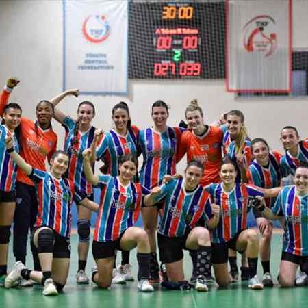 Mavi Kelebekler Kupaya Odaklandı