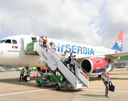 SIRBİSTAN’I ALANYA’YA BAĞLAYAN SEFERLER RESMEN BAŞLADI
