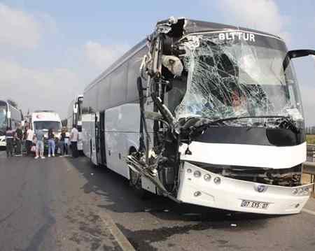 Antalya’da Katliam Gibi Trafik Kazası 1 Kişi Öldü 6 Kişi Yaralandı.!