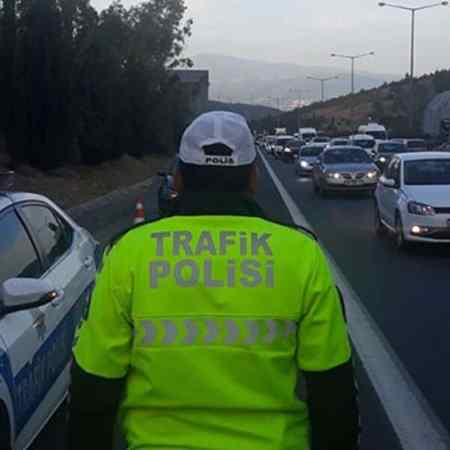Antalya’da Trafik Kurallarına Uymayan Sürücülere Ceza Kesildi