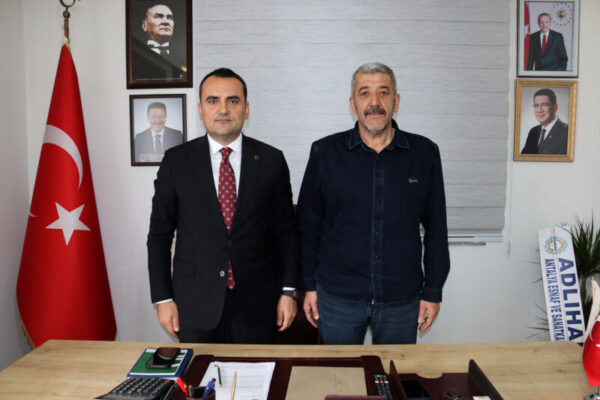 Finike Kaymakamı Musa Kazım Çelik’ten Başkan Ali Çoban’a Hayırlı Olsun Ziyareti