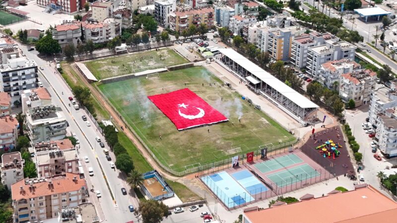 FİNİKE’DE 19 MAYIS COŞKUSU