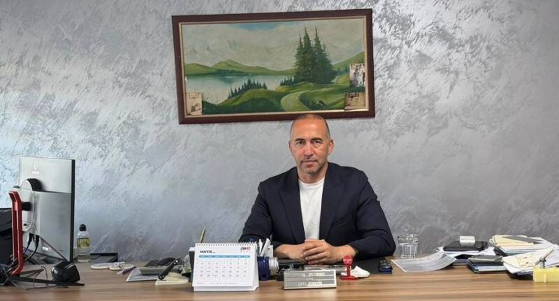 “Bir Buçuk Yılda Bir Köprü Yaptıramadık” Diyen AK Parti İlçe Başkanı Vatandaştan Özür Diledi